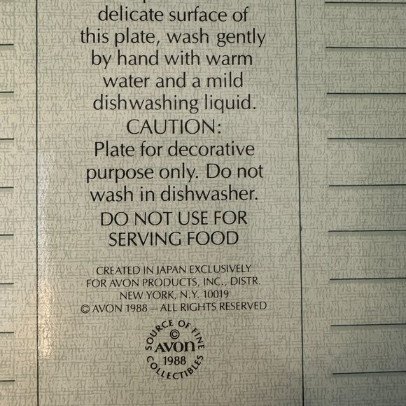 Vintage AVON Mother’s Day Plate – 1988 “A Mother’s Work is Never Done” - Picture 6 of 7